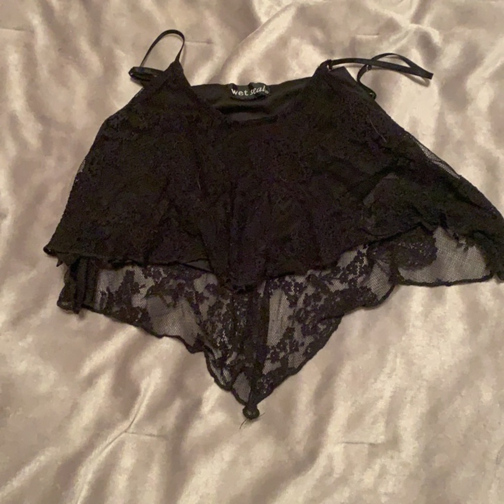 Crop top